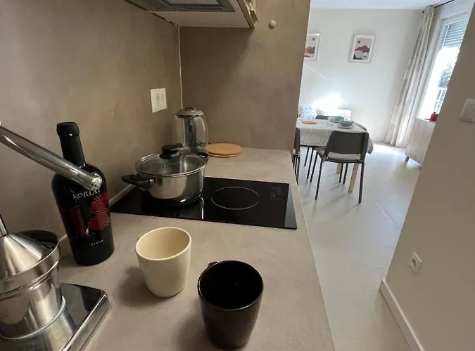 Style 1brd*** Apartment